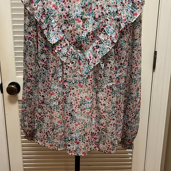 Boden V Yoke Flounce Top in Ivory Gardenia Petal, Size 12 - Picture 13 of 17